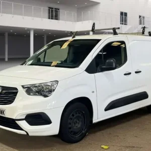 2021 Vauxhall Combo 1.5 Diesel Panel Van Sportive S/S - Image 2