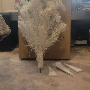 3ft white Christmas tree - Image 2