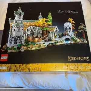 Lego Icons The Lord of The Rings Rivendell 10316 - Image 2