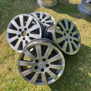 Genuine VW Borbet 16" alloy wheels - Image 2