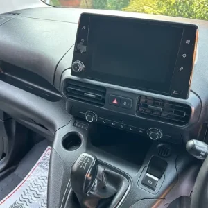 2021 Peugeot Partner 650 1.5 BlueHDi 75 Professional Van Panel Van Diesel Manual - Image 6