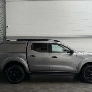 2019 Nissan Navara 2.3 dCi 4WD SUV with Nav, 360 View, Sunroof - Image 5