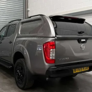 2019 Nissan Navara 2.3 dCi 4WD SUV with Nav, 360 View, Sunroof - Image 8