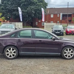 2004 Volvo S40 2.4 SE Saloon Automatic - Image 8