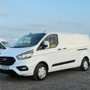 2021 Ford Transit Custom 2.0 EcoBlue Trend Panel Van - Image 3