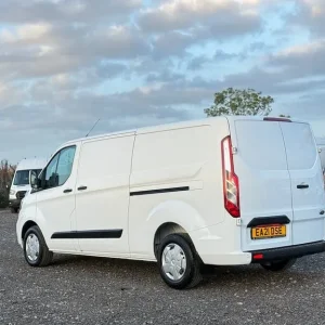 2021 Ford Transit Custom 2.0 EcoBlue Trend Panel Van - Image 6
