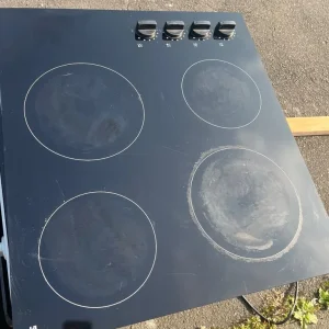 Electric oven and hob - Image 3