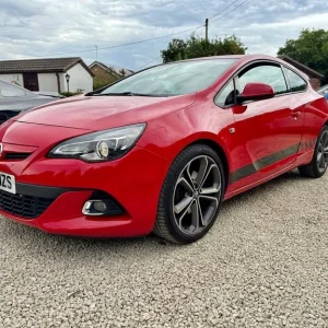 2015 Vauxhall Astra GTC 1.4 i-Turbo Limited Edition Red Manual - Image 4