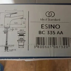 Chrome mixer tap and fittings - Image 3