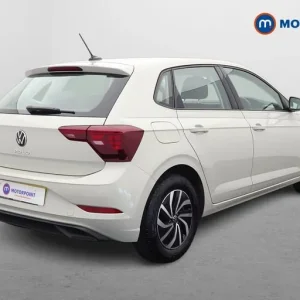 2024 Volkswagen Polo 1.0 TSI Life 5-door DSG Hatchback - Image 7