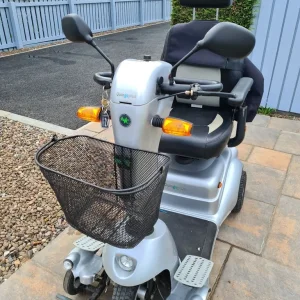 Quingo 8 mph mobility scooter