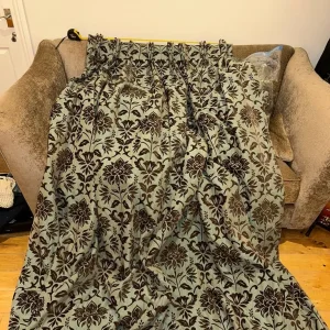 Bespoke Triple-Lined Curtains – Double & Single Set with Pillows and Photo Frame - Image 6