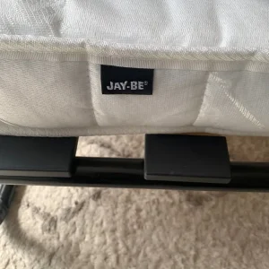 Jay-bee fold up bed with mattress - Image 3