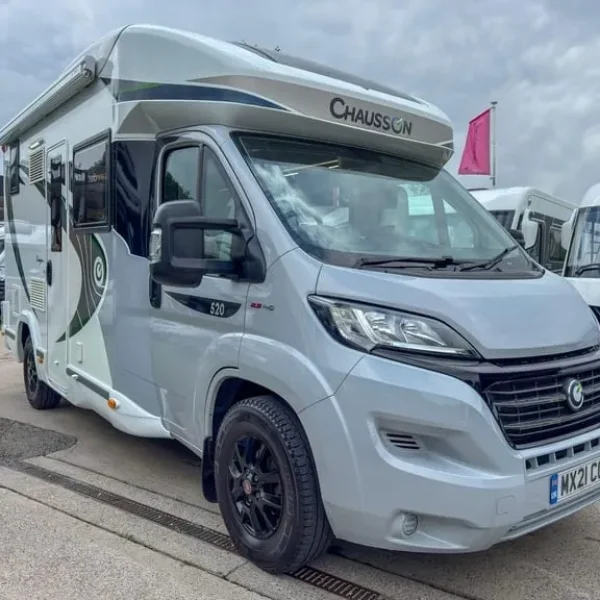 2021 Chausson Premium 520