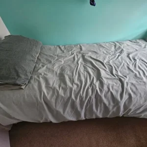 Single divan bed and mattress - Image 4