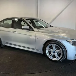 2018 BMW 3 Series 2.0 320I M Sport Auto 4-door Saloon - Image 6