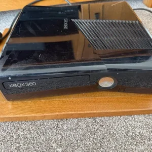 Xbox 360 250Gb console with 3 controllers