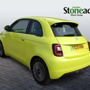 2025 Fiat 500e 42kWh Electric Hatchback - Image 6