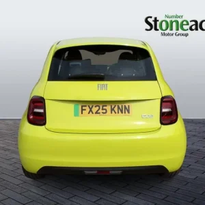2025 Fiat 500e 42kWh Electric Hatchback - Image 8