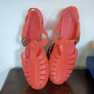 Select Women Frozen Flat Jelly Sandals Coral Size 6 - Image 4
