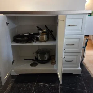 Kitchen island with drop leaf extension - Image 5