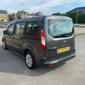 Ford Transit Connect Grand Tourneo 7-seater - Image 4