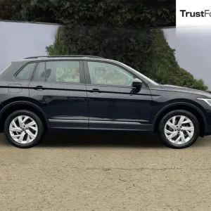 2021 Volkswagen Tiguan 1.5 TSI 150 Life 5-door - Image 3