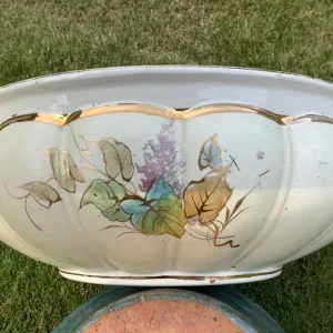 Antique wash bowl - Image 4