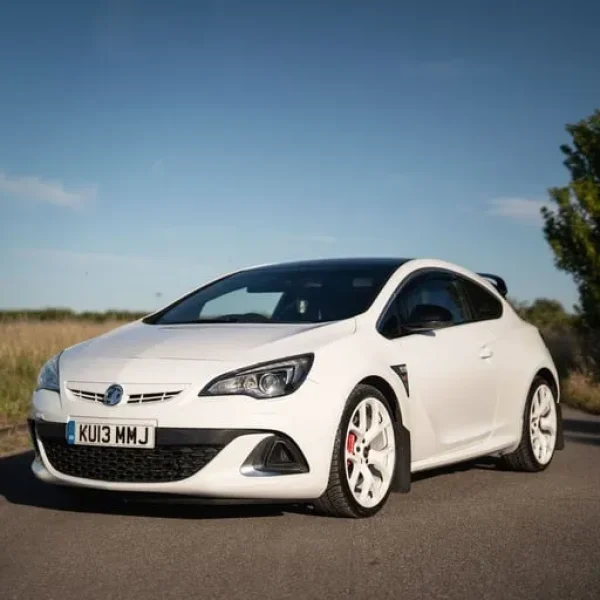 Vauxhall Astra GTC VXR Hatchback 2013 Manual 3-door