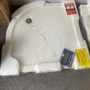 Quadrant shower tray