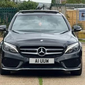 2015 Mercedes-Benz C250 AMG Line Diesel Premium - Image 2