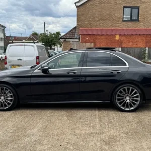 2015 Mercedes-Benz C250 AMG Line Diesel Premium - Image 8