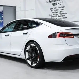 2020 Tesla Model S Performance AWD with Full Self Drive and Panoramic Roof - Image 4