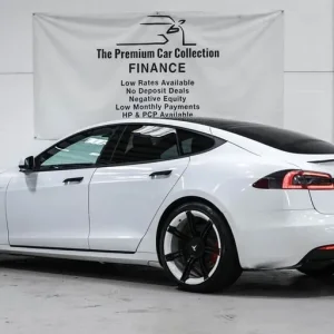 2020 Tesla Model S Performance AWD with Full Self Drive and Panoramic Roof - Image 5