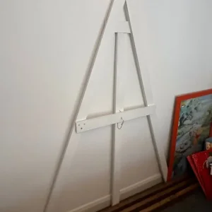Wooden easels - Image 2
