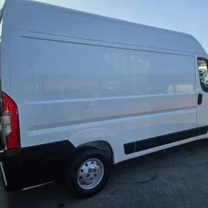 2021 Citroen Relay 35 L2H2 Enterprise BlueHDi S/S (27,000 miles) Panel Van Diesel Manual - Image 3