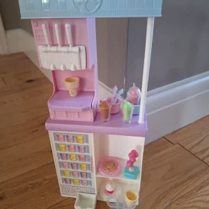 Barbie ice cream parlour - Image 2