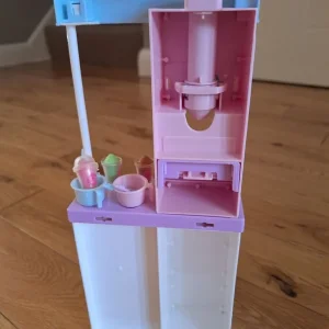 Barbie ice cream parlour - Image 3
