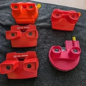 View-Master 3D Viewers and Projector Collection - Image 5
