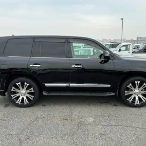 TOYOTA LAND CRUISER ZX 4.6 V8 PETROL AUTO - 2014 - 37K MLS - 1 OWNER JAPAN - Image 7