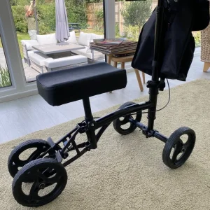 Panlova knee scooter - Image 3