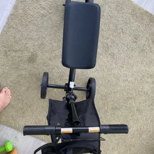 Panlova knee scooter - Image 5