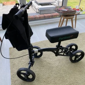 Panlova knee scooter