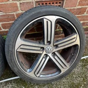 VW Golf R wheels - Image 4