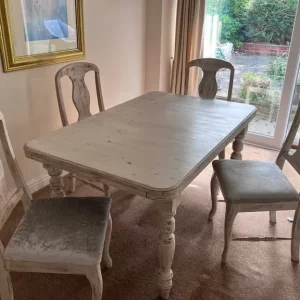 Dining table and 4 chairs