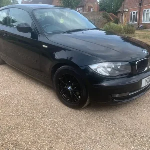 2011 BMW 1 Series 116d SE 3dr Hatchback Diesel Manual - Image 2