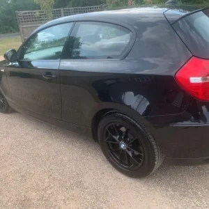 2011 BMW 1 Series 116d SE 3dr Hatchback Diesel Manual - Image 8