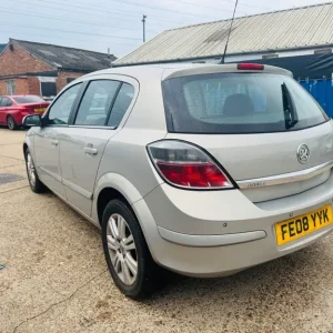 Vauxhall Astra Hatchback 2008 - Image 5