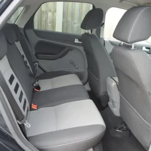 2009 Ford Focus 1.6 Zetec 5-door hatchback petrol manual - Image 8
