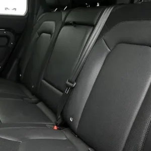 2022 Land Rover Defender 110 3.0 D250 MHEV X-Dynamic SE SUV - Image 5
